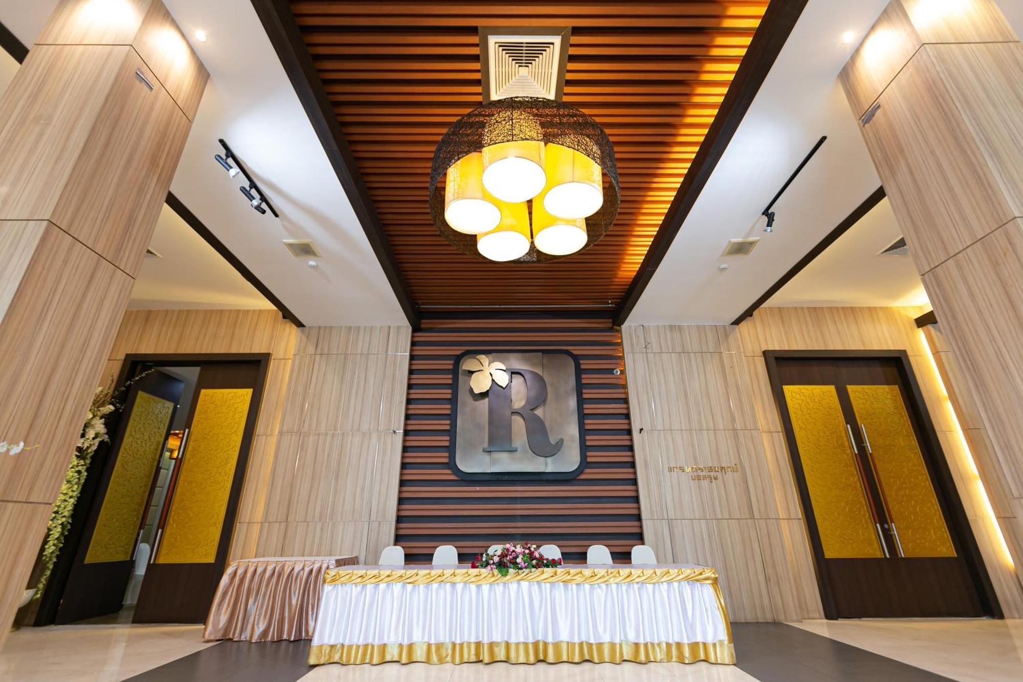 Grand Ratchapruek Hotel Pak Kret Dış mekan fotoğraf